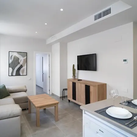 Aac Malaga - Apartamento Muy Comodo Y Bien Comunicado, A 1,3Km Del Centro Buitenkant foto